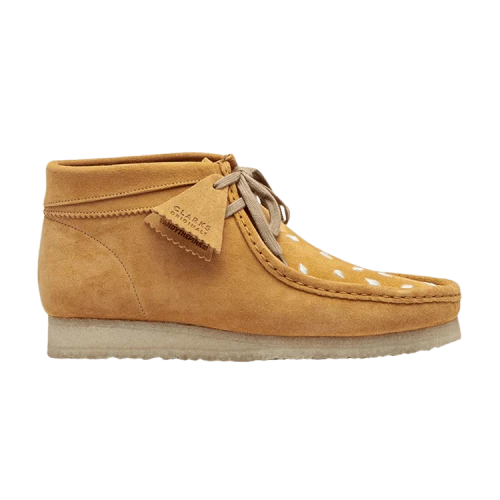 Clarks VANDYTHEPINK x Wallabee Boot 'Burger'