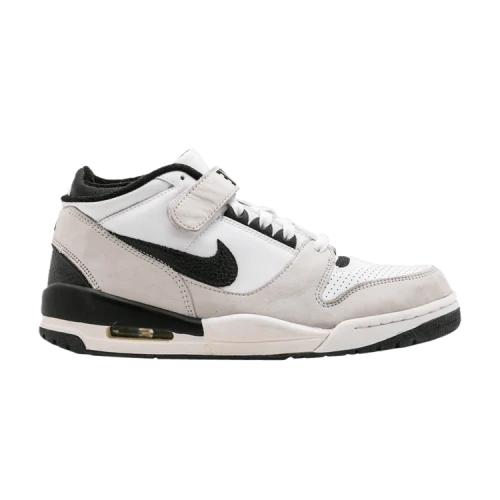 Nike Air Revolution Mid