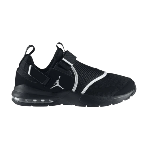 Jordan Trunner 11 LX 'Black'
