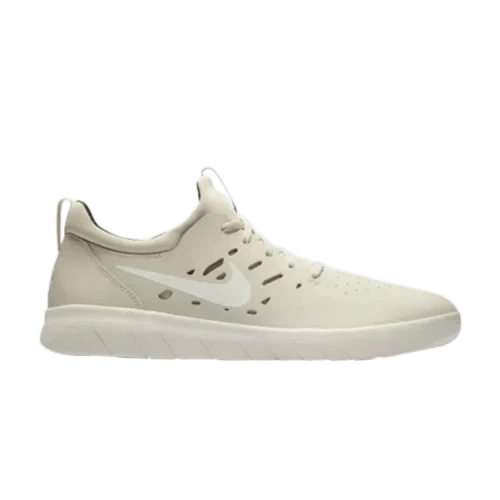 Nike SB Nyjah Free Beach