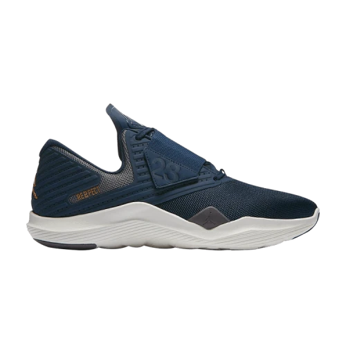 Jordan Relentless RE2PECT Derek Jeter