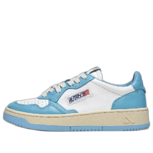 Autry Medalist Leather Low 'White Light Blue'