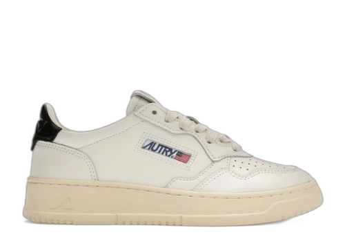 Autry Medalist Leather Low White Black Tab (Women's)