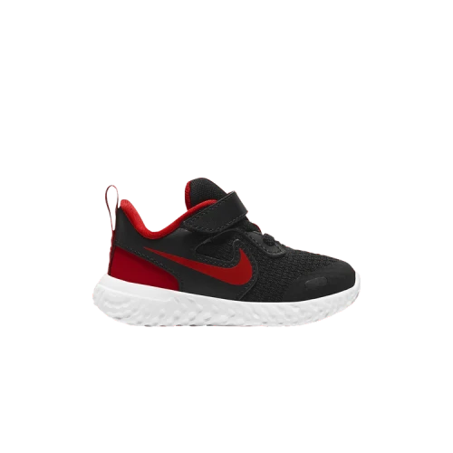 (TD) Nike Revolution 5 'Bred'
