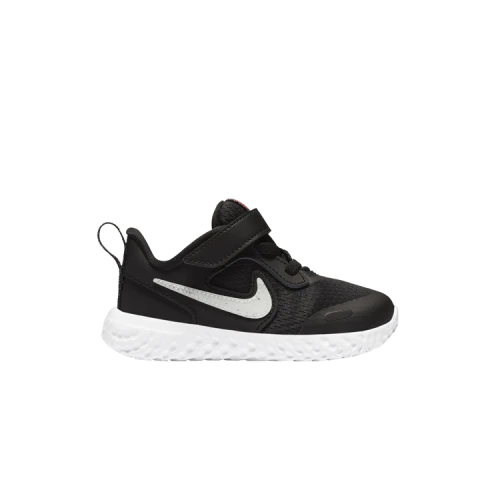 (TD) Nike Revolution 5 SE