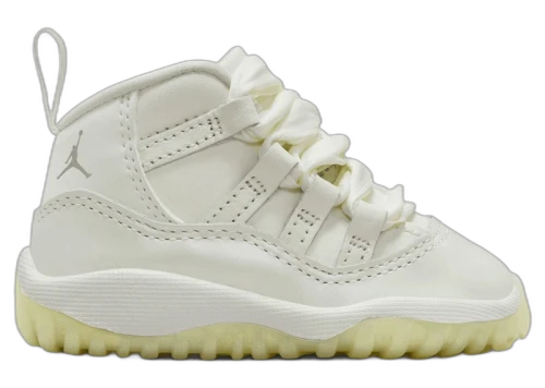 Jordan 11 Retro Pearl (TD)