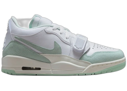 Jordan Legacy 312 Low White Sail Igloo (Women's)
