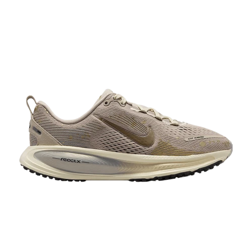 Nike Vomero 18 Cream Coconut Milk Metallic Gold Grain (GS)