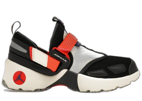 Jordan Trunner LX Rare Air (Women's)