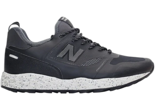 New Balance Fresh Foam Trailbuster Black Grey