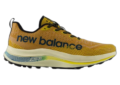 New Balance FuelCell SuperComp Trail Butterscotch