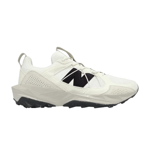 New Balance Tektrel 2E Wide 'Sea Salt Timber Wolf Black'