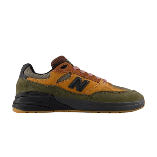 New Balance Numeric 933 Andrew Reynolds x Mike Gigliotti