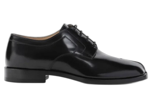 Maison Margiela Tabi Lace-Up Black