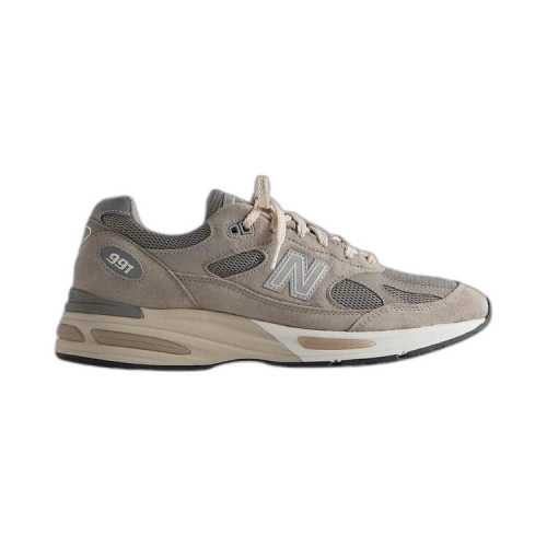 New Balance 991v2 MiUK Kith Moonrock