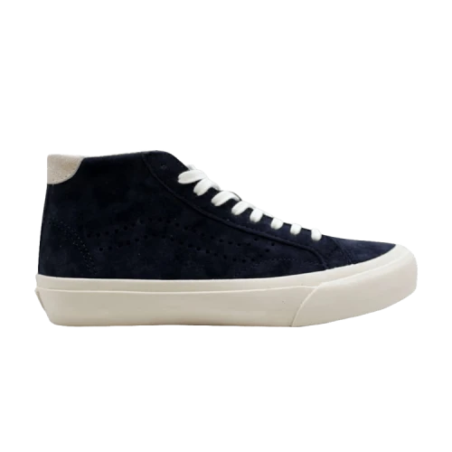 Vans Court Mid DX Pig Suede