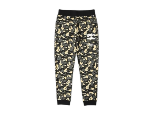 BAPE Madison Ave Exclusive Camo Logo Sweatpants Black/Camo