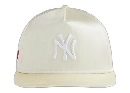 Kith New Era New York Yankees Satin 9FORTY Snapback Arete