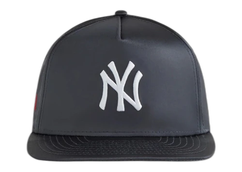 Kith New Era New York Yankees Satin 9FORTY Snapback Vague