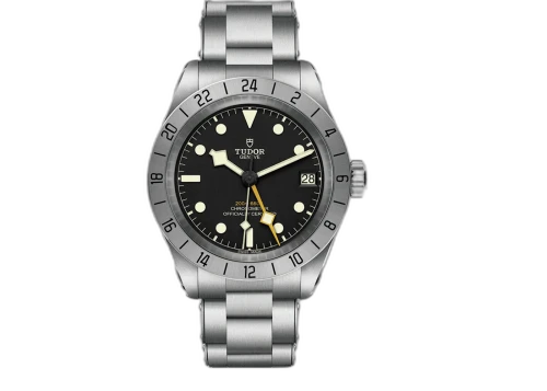 Tudor Black Bay Pro M79470-0001