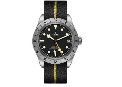 Tudor Black Bay Pro M79470-0002